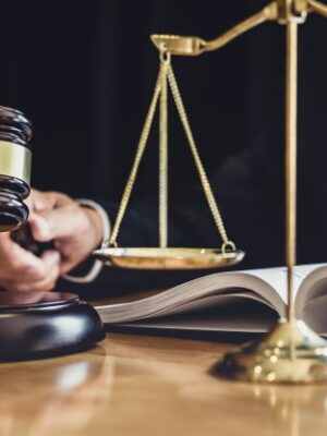 Юридическая помощь по жилищным вопросам