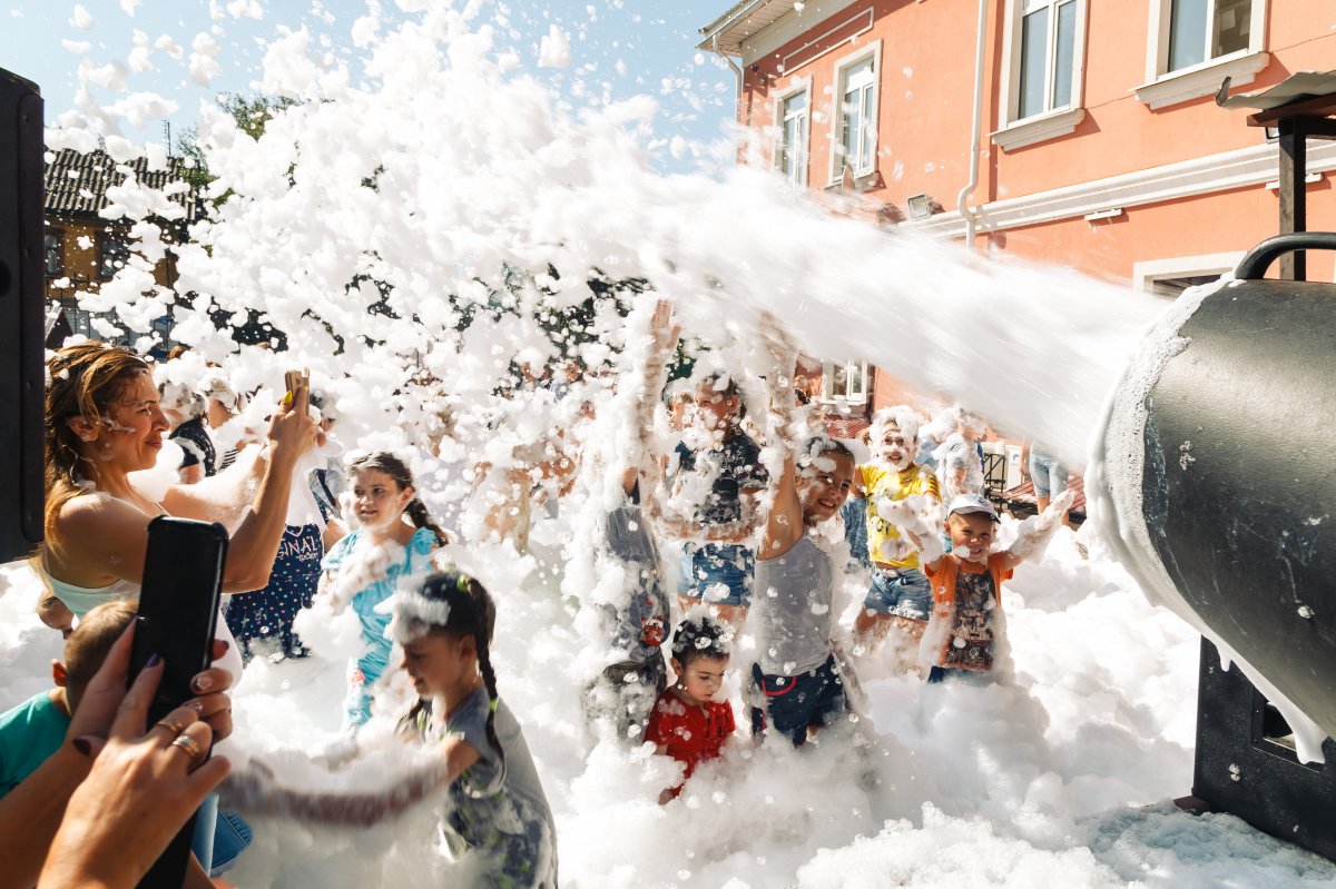 Шоу программа Пенная вечеринка на пляже