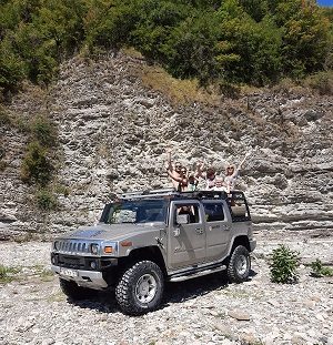 Джиппинг на Хаммере на 33 водопада