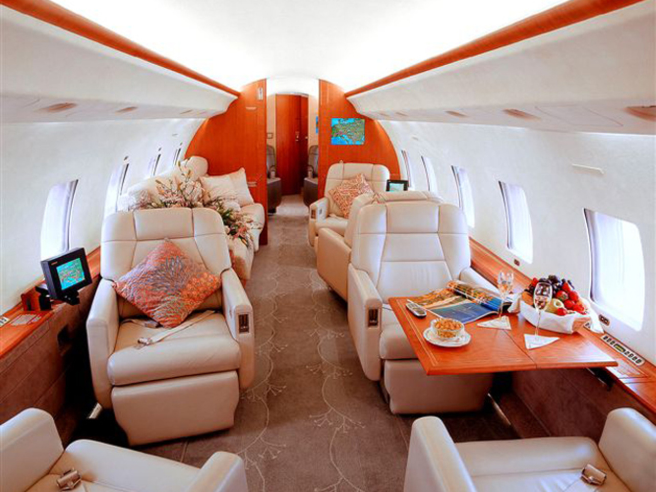 BOMBARDIER GLOBAL EXPRESS BOMBARDIER GLOBAL EXPRESS