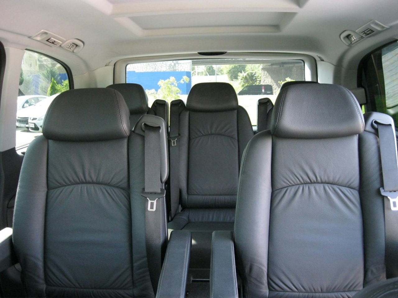 Mercedes Viano (Lux) Mercedes Viano (Lux)