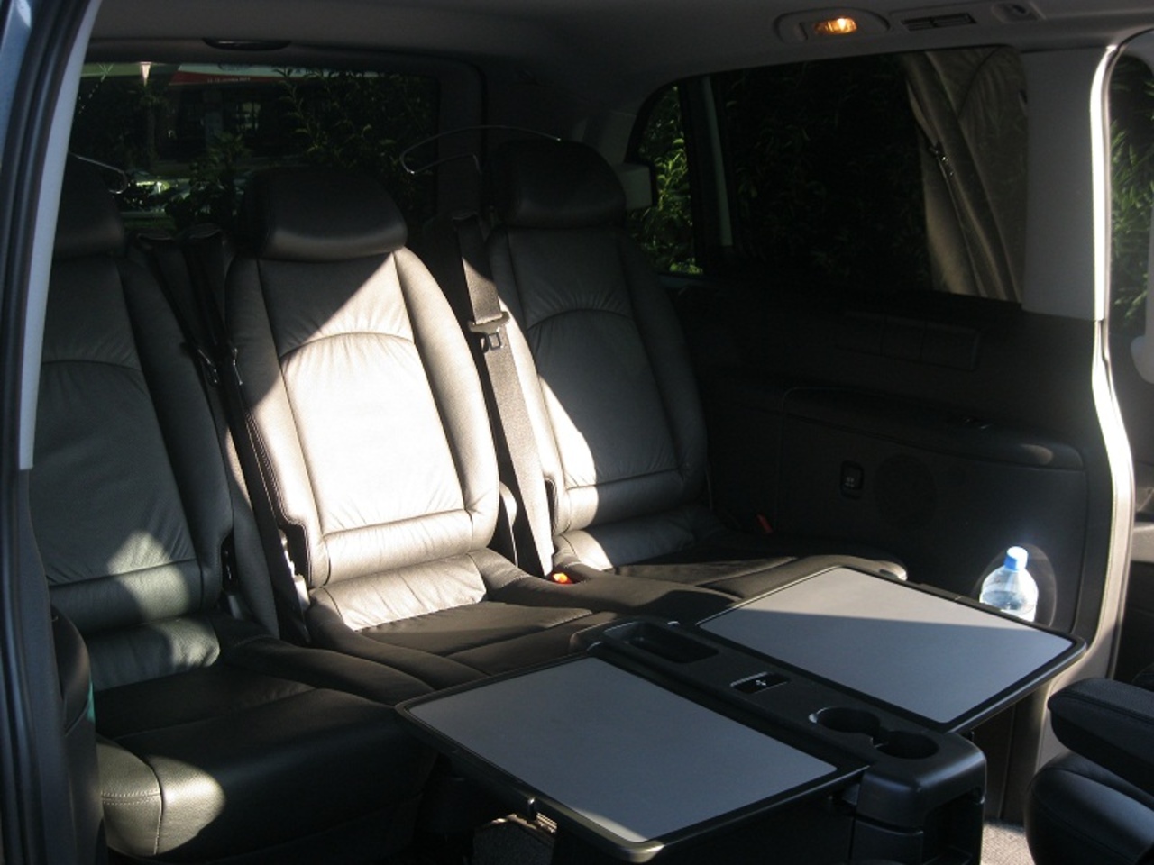 Mercedes Viano (Lux) Mercedes Viano (Lux)