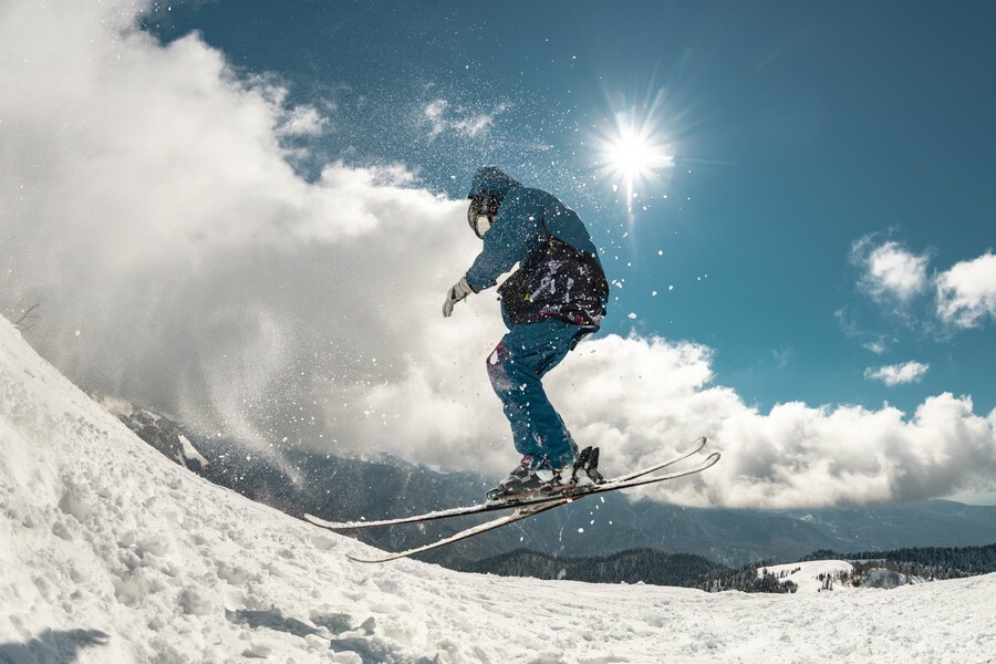 Инструктор лыжи фристайл Иван