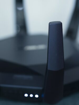 Настройка Wi-Fi, роутеров и сетей Настройка Wi-Fi, роутеров и сетей